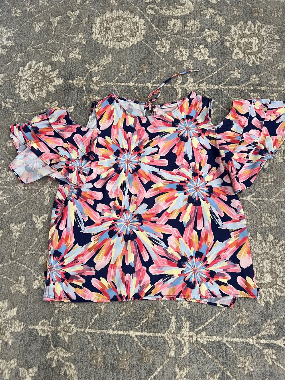 New York & Company Sweet Pea Floral Cold Shoulder Top in Navy and Pink Multi